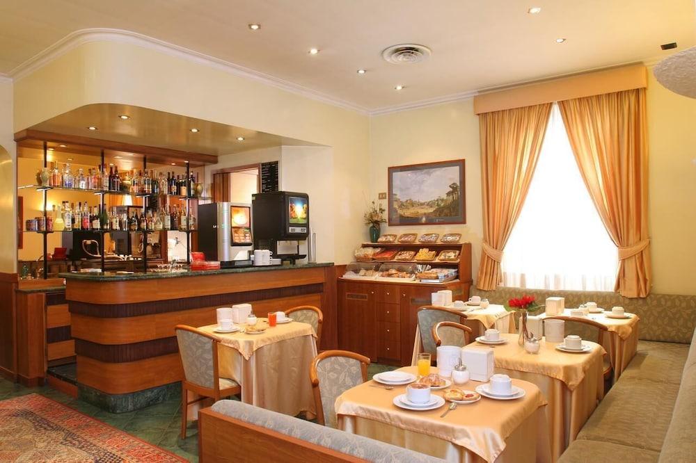 Hotel Argentina Roma Ngoại thất bức ảnh